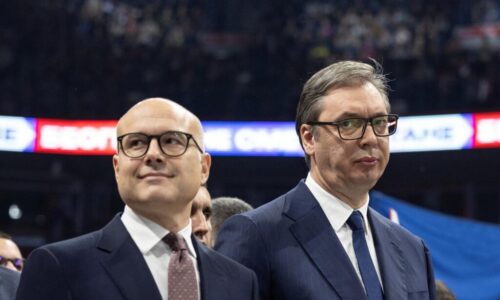 Vučič navrhol za kandidáta na premiéra Miloša Vučeviča, svojho spojenca