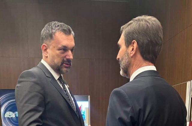 57_433440237_728598052766356_8799640061595183548_n-640x420.jpg Blanár víta otvorenie prístupových rokovaní s Bosnou a Hercegovinou o vstupe do EÚ (foto)