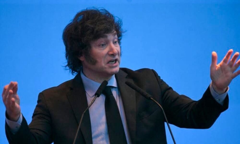 Vrahu, komunisto jeden, pustil se argentinský prezident do kolumbijského. Přišla rázná odpověď