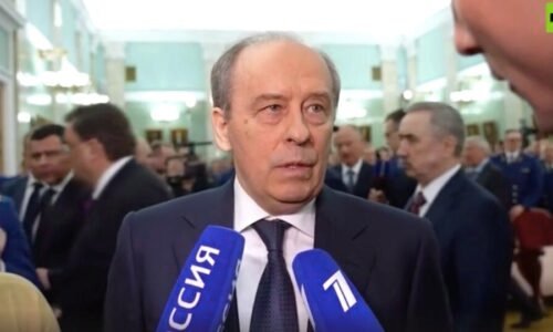 Riaditeľ FSB tvrdí, že za teroristickým útokom v Crocus City Hall pravdepodobne stoja USA, Veľká Británia a Ukrajina. Západné a ukrajinské tajné služby podľa neho pomáhali páchateľom spáchať tento zločin