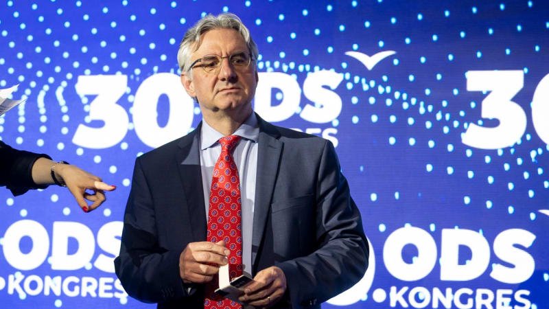 roztržka spolu: zahradila platí rusko, naznačil člen top 09. stádní paranoik, opáčil europoslanec Roztržka Spolu: Zahradila platí Rusko, naznačil člen TOP 09. Stádní paranoik, opáčil europoslanec
