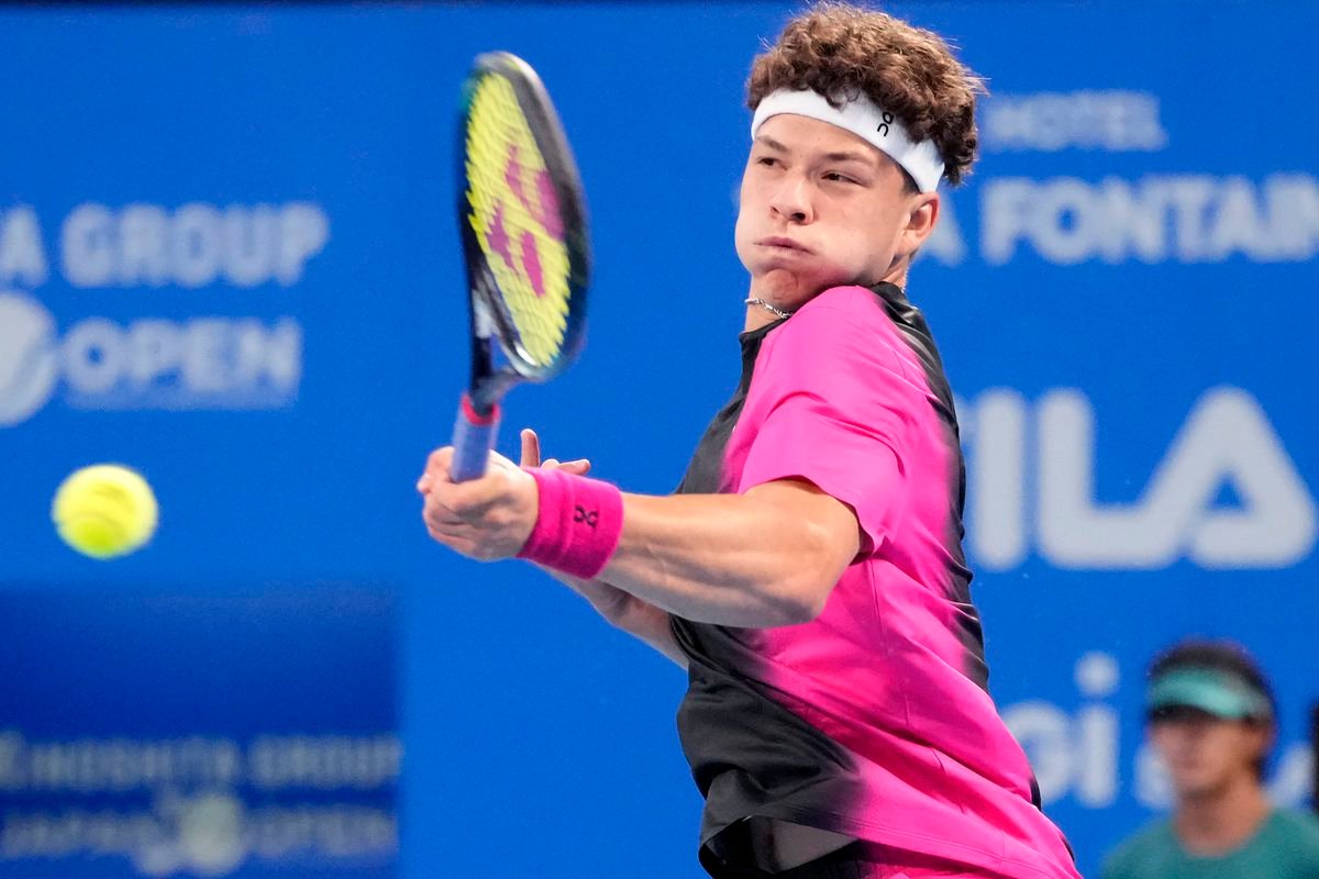 ATP Houston: Shelton sa predstaví vo finále, Etcheverryho zdolal po trojsetovej dráme