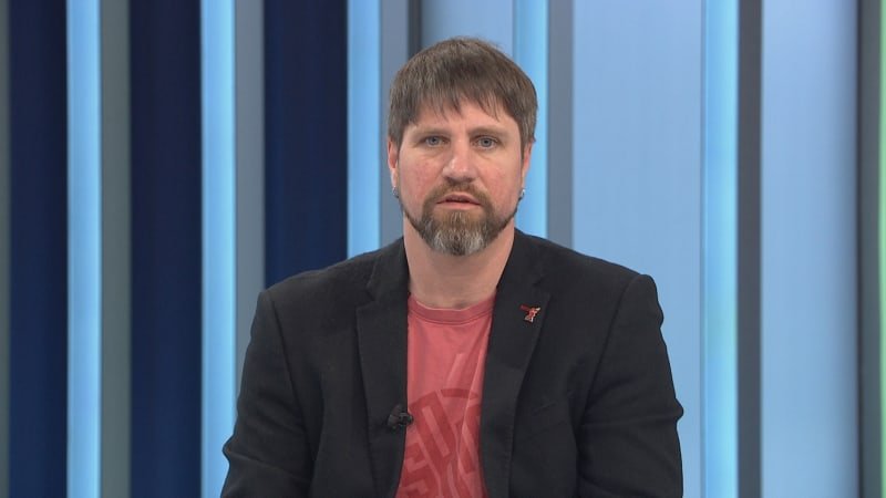 kolář: feriho návrat do politiky je nesmysl. co by v ní dělal, šel by snad chránit ženy? Kolář: Feriho návrat do politiky je nesmysl. Co by v ní dělal, šel by snad chránit ženy?