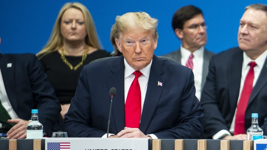 trump má plán na ukončenie vojny. chce, aby sa ukrajina vzdala svojich území Trump má plán na ukončenie vojny. Chce, aby sa Ukrajina vzdala svojich území