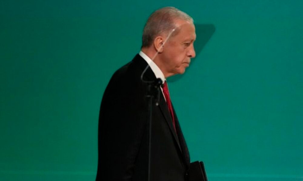 Opozičná republikánska strana si v tureckých komunálnych voľbách pripísala najväčšie víťazstvo za vlády Erdoğana