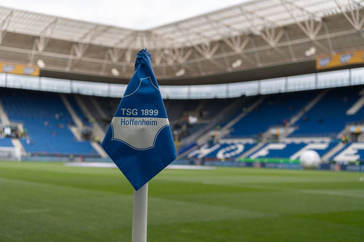 Futbalový fanúšik dostal tri roky väzenia za použitie pyrotechniky