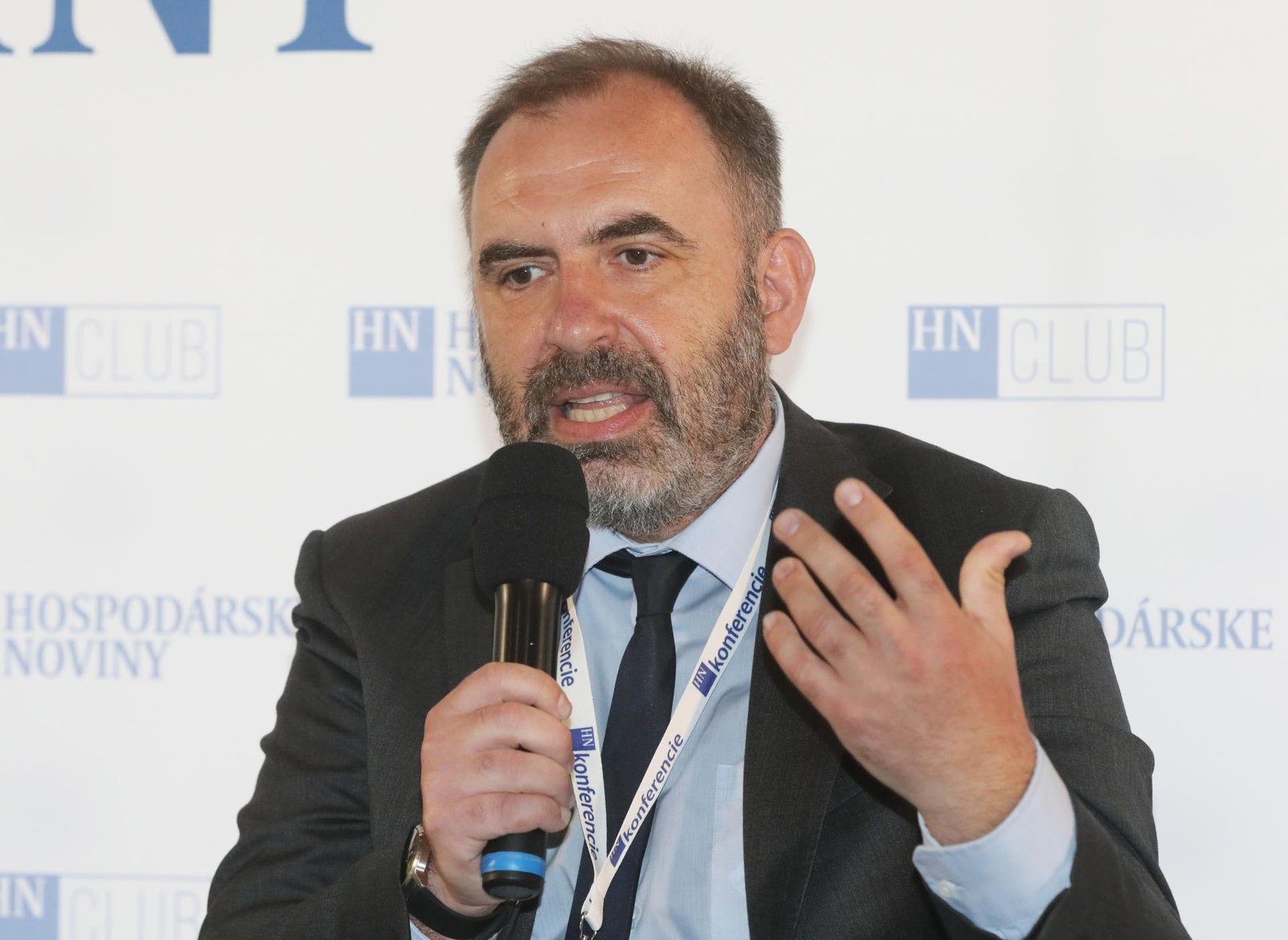 PS zvolalo brífing, má ponuku pre vládnu koalíciu