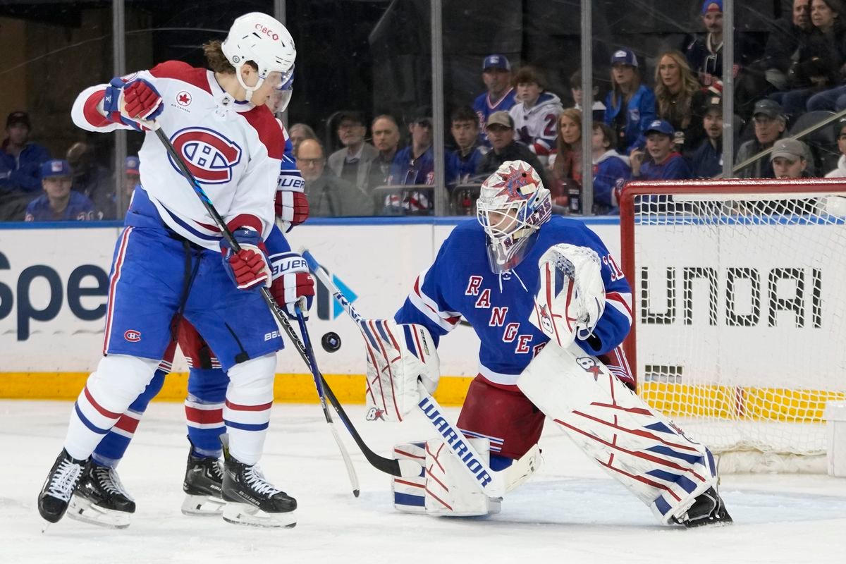 Slováci v NHL Juraj Slafkovský sa opäť postaral o rozruch, narobil problémy najlepšiemu tímu NHL
