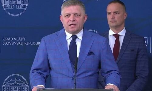 Sudcov najvyššieho súdu Klimenta a Štifta by mali zbaviť funkcie. Nemáme inú možnosť, bráni sa Fico (video)