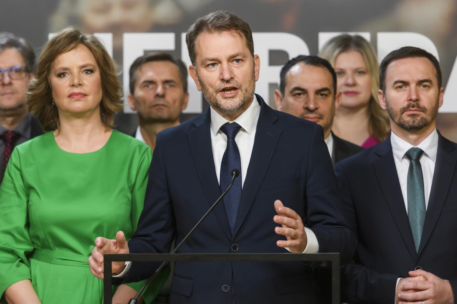 Pol roka práce ministra Takáča neprinieslo žiadne ovocie. Je to klamanie občanov, tvrdí hnutie Slovensko