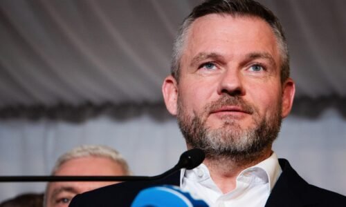 Prieskum Focusu: Pellegrini má minimálny náskok pred Korčokom