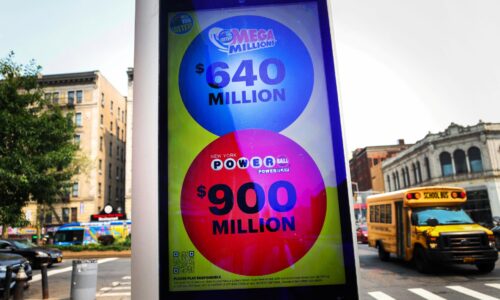 V lotérii Powerball padla výhra za vyše 1,3 miliardy dolárov. Ide o ôsmu najvyššiu cifru v histórii USA