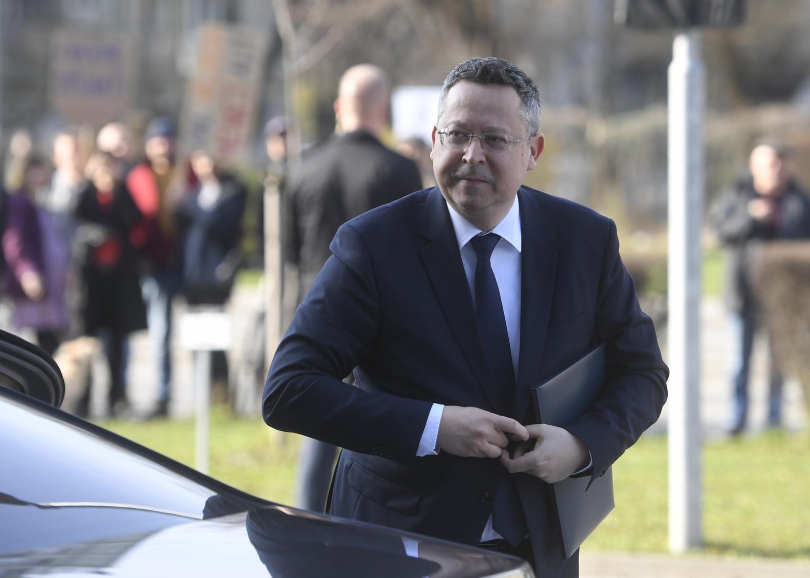 Vydáme sa chorvátskou cestou? Kamenický pripúšťa, že štát bude lákať Slovákov na kúpu štátnych dlhopisov