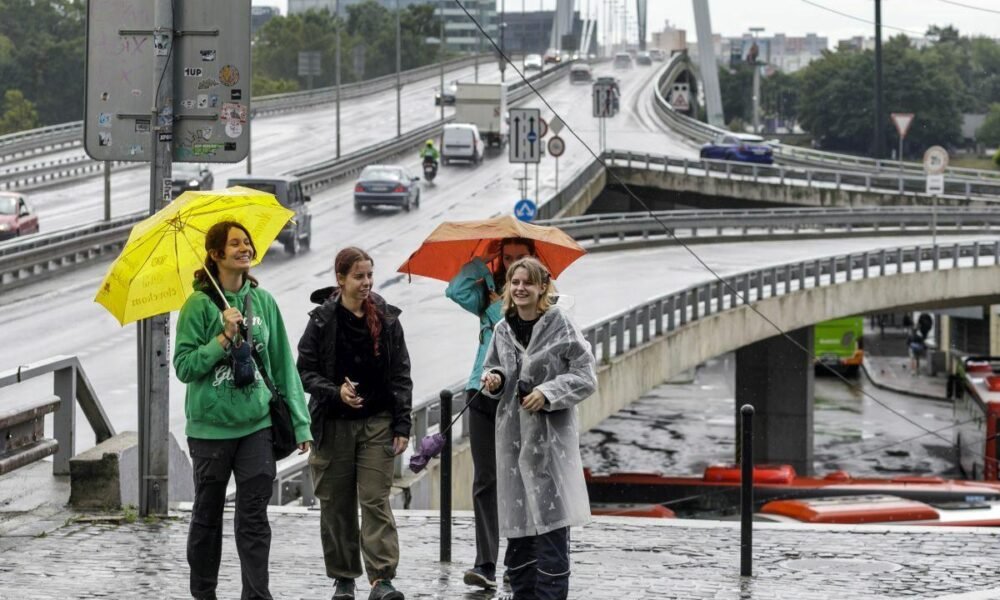 Na Slovensko dorazilo prudké zhoršenie počasia. Kam až klesnú teploty a kedy sa znovu oteplí?