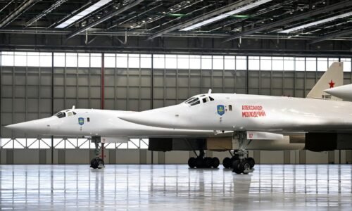 Ukrajina útočila dronmi a raketami na ciele v Rusku a na Kryme, cieľom bola aj továreň na Tupolevy
