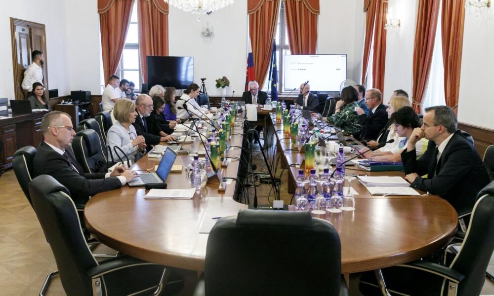 Súdnu radu po odvolaní Mazáka dočasne vedie jej podpredseda Ján Gandžala
