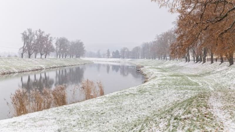 zima se ještě nevzdává. meteorologové varují před sněhem a mrazem, změnu přinese pátek Zima se ještě nevzdává. Meteorologové varují před sněhem a mrazem, změnu přinese pátek