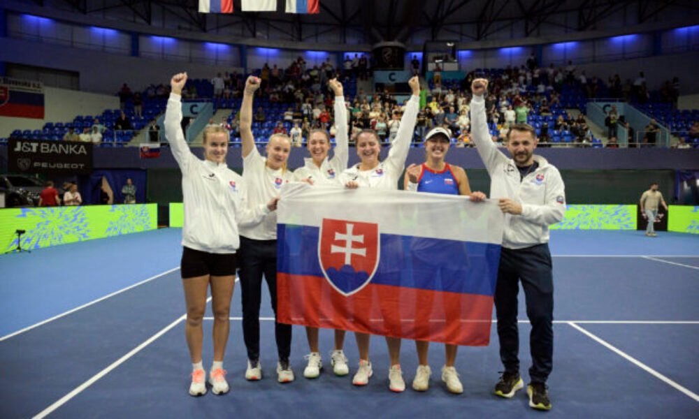Slovenské tenistky si vybojovali postup na finálový turnaj do Sevilly, rozhodujúci bod proti Slovinkám získala Jamrichová (foto)