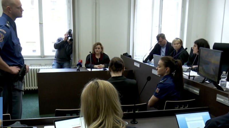 Další oběť kutnohorské sekty: Její guru měl muži vymlátit zuby a nechat ho zemřít v lese Další oběť kutnohorské sekty: Její guru měl muži vymlátit zuby a nechat ho zemřít v lese