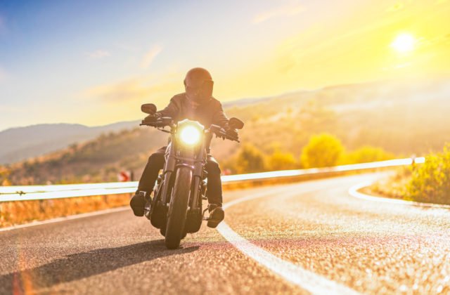 50057 gettyimages 1691787654 640x420.jpg Sezóna motoriek a skútrov je tu. Vodiči čelia vyššiemu riziku fatálnych nehôd