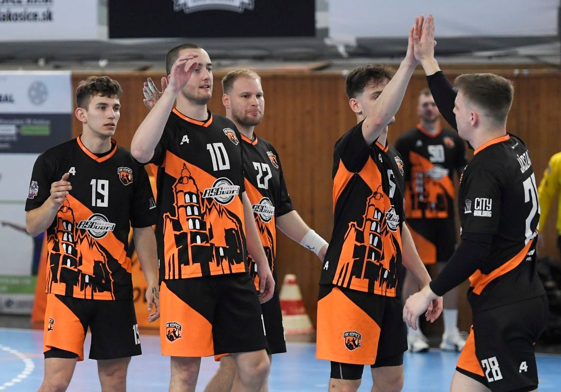 Niké Handball extraliga: Košice zostávajú v hre, Tatran oslavuje postup