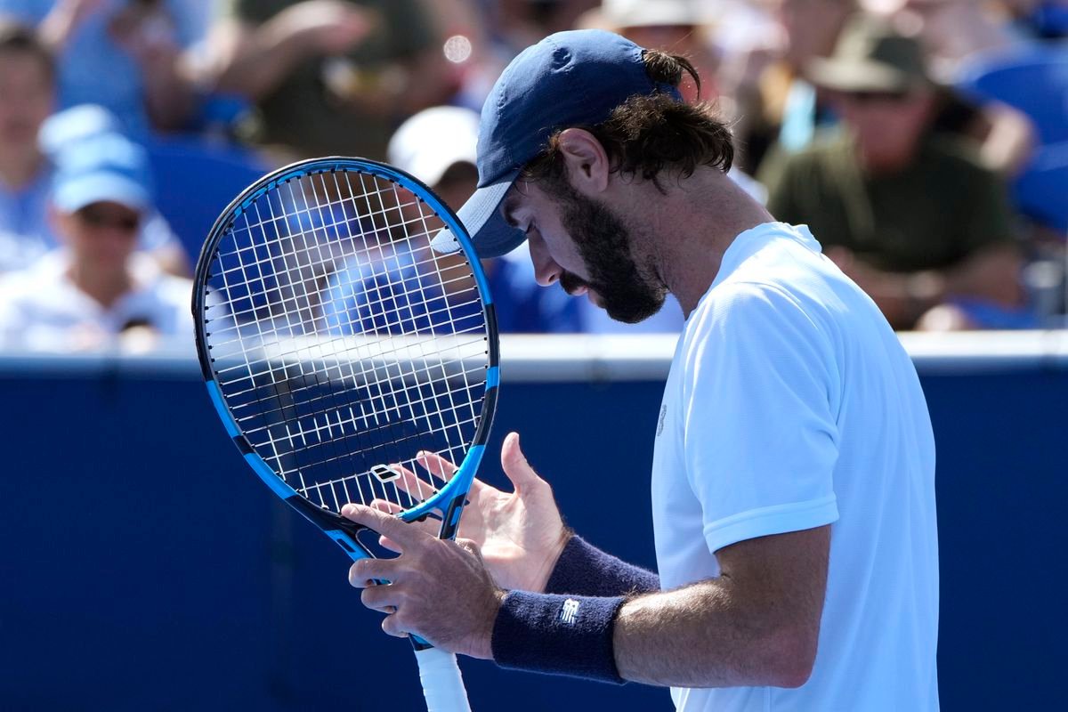 atp houston: Šestka pavúka pokračuje, nezaváhal ani domáci giron ATP Houston: Šestka pavúka pokračuje, nezaváhal ani domáci Giron