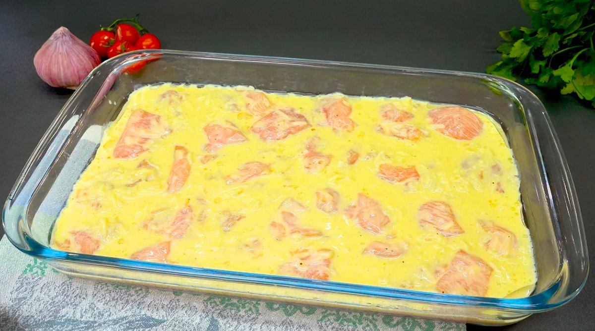 Zapekane-kuracie-prsia-v-kremovej-omacke Slávny francúzsky recept na zapekané kuracie prsia v krémovej omáčke: Skvelé jedlo len za 30 minút!