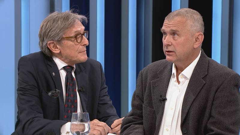 Robejšek: Migrační Pakt Je Rozbuška, Podporuje Rozpad Eu. Pelikán řekl, Proč Nemůže Fungovat Robejšek: Migrační pakt je rozbuška, podporuje rozpad EU. Pelikán řekl, proč nemůže fungovat