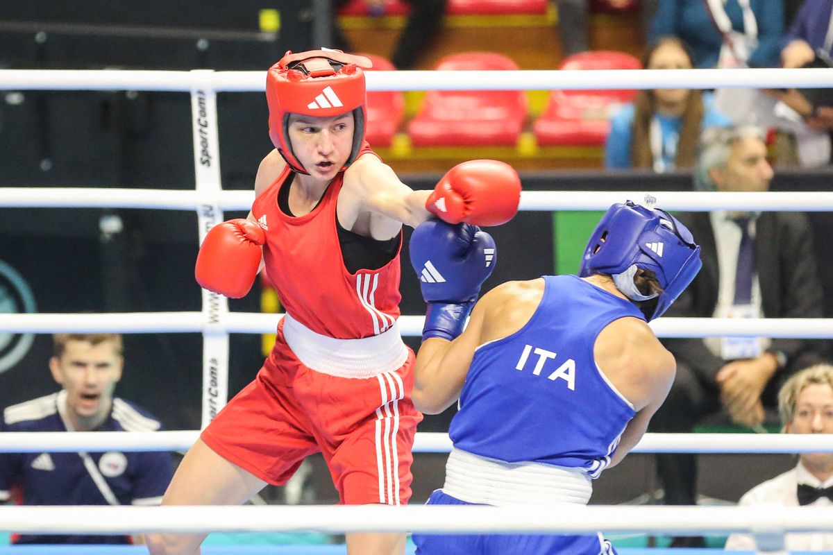 Slovenky Jedináková a Kubalová postúpili medzi elitnú osmičku na ME v boxe