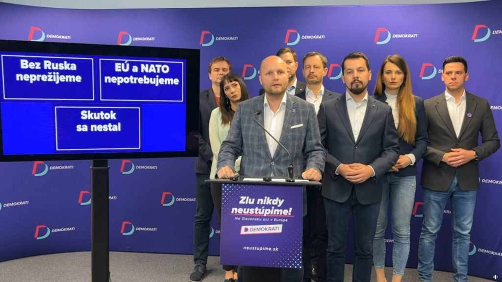 neúspešných demokratov nezastavili ani obrovské dlhy, do eurovolieb sa rozbehli primitívnou kampaňou Neúspešných Demokratov nezastavili ani obrovské dlhy, do eurovolieb sa rozbehli primitívnou kampaňou