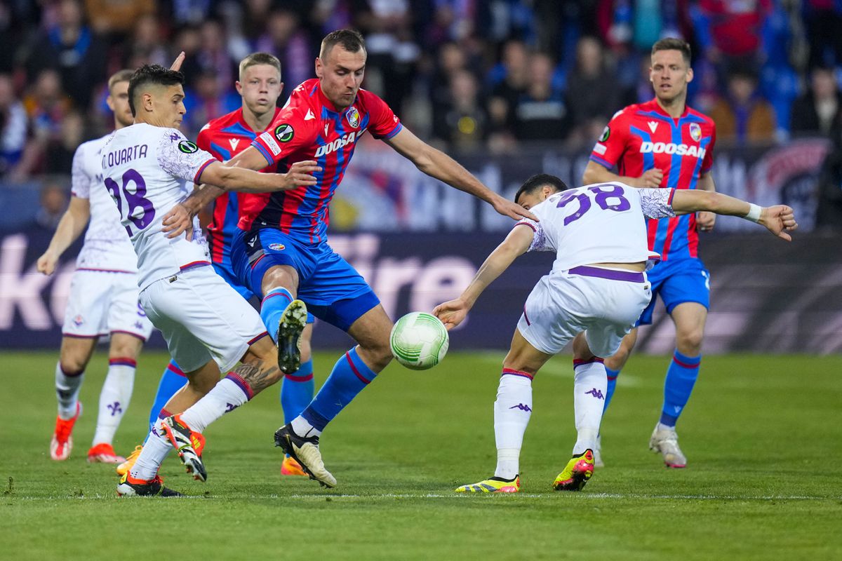 Plzeň si udržala šancu na semifinále, Fenerbahce hasilo blamáž