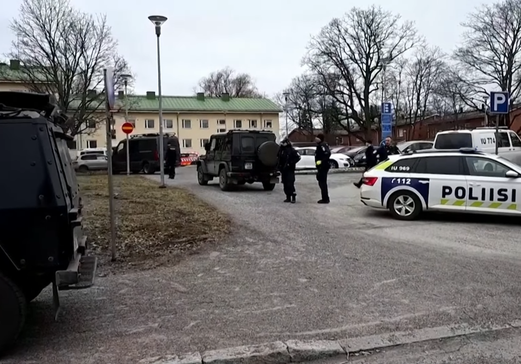 Streľba na základnej škole vo Fínsku. Jeden zo študentov zomrel