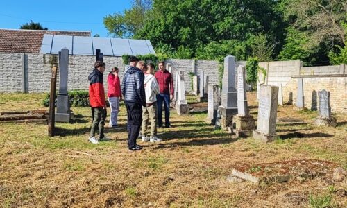 Žiaci a študenti našich škôl sa zúčastnili pamätného dňa obetí holokaustu