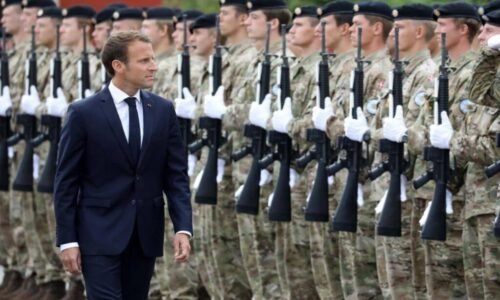 Po nás potopa! Macron neustále přilévá olej do ohně