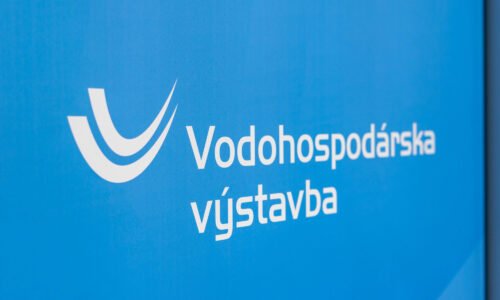 Zlúčenie dvoch štátnych podnikov – Vodohospodárska výstavba a Slovenský vodohospodársky podnik do jednej spoločnosti