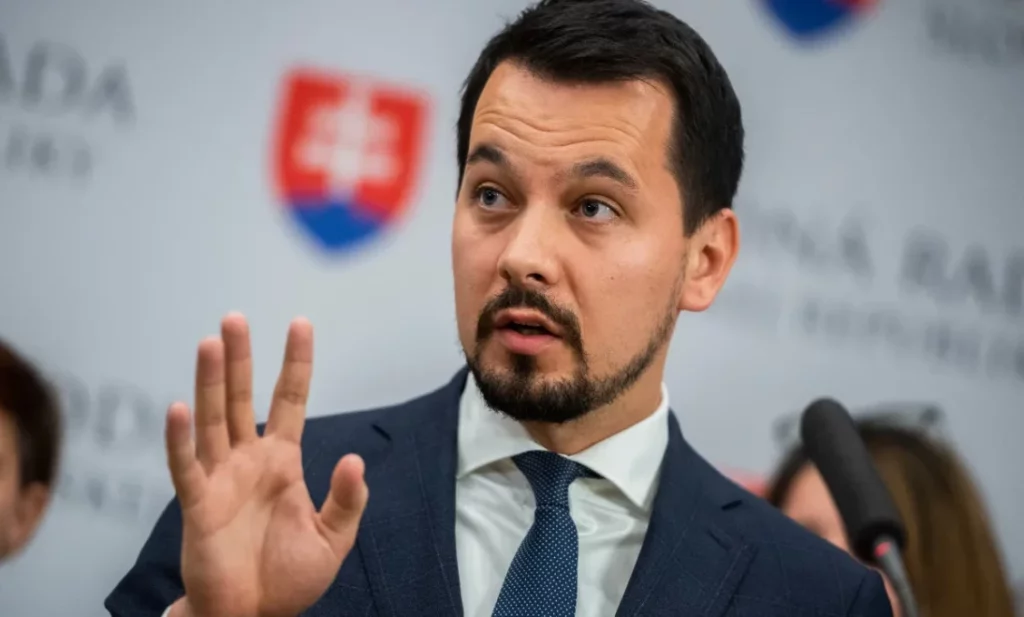 taraba zotrel Šeligu: ste hoaxer roka! Taraba zotrel Šeligu: Ste hoaxer roka!