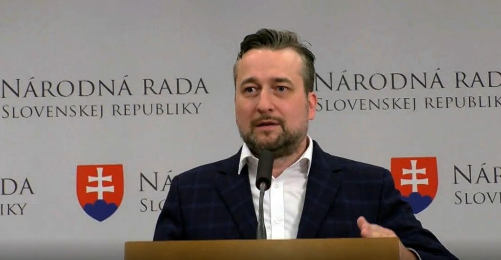 Blaha sa opäť poriadne rozohnil: Prečo majú zahraničné korporácie rozhodovať o Slovensku!?