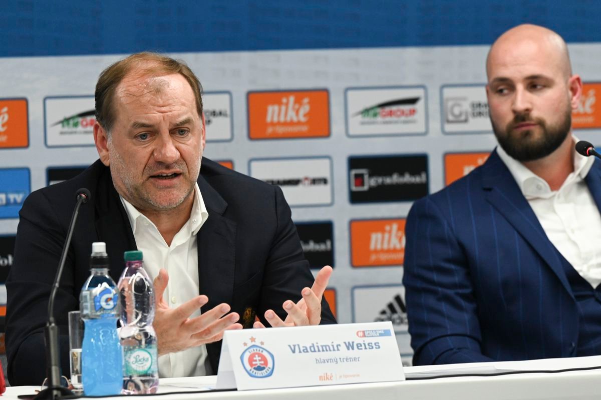 Weiss hrozí koncom, Slovan nemá plán B. Kmotrík: To nie je tak, že on sa rozhodne a odíde