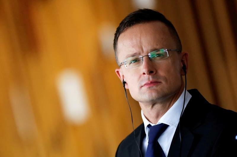 Maďarsko rozširuje spoluprácu s Bieloruskom. Treba si konečne uvedomiť, že sankcie nefungujú, tvrdí Szijjártó Maďarsko rozširuje spoluprácu s Bieloruskom. Treba si konečne uvedomiť, že sankcie nefungujú, tvrdí Szijjártó
