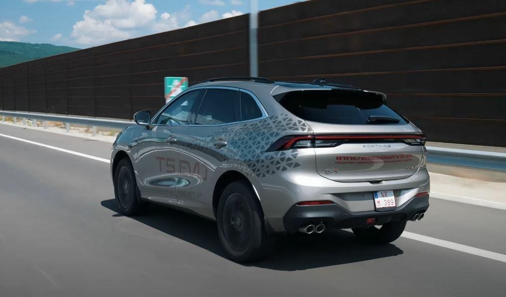 Stopka pre inváziu čínskych elektromobilov: EÚ by musela uvaliť mimoriadne vysoké clá Stopka pre inváziu čínskych elektromobilov: EÚ by musela uvaliť mimoriadne vysoké clá
