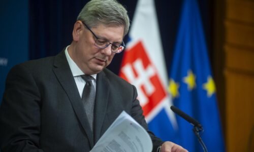 Výzva o dotácie na projekty o ľudských právach bude vyhlásená čoskoro. Obsadenie komisií sa zmení, tvrdí Susko