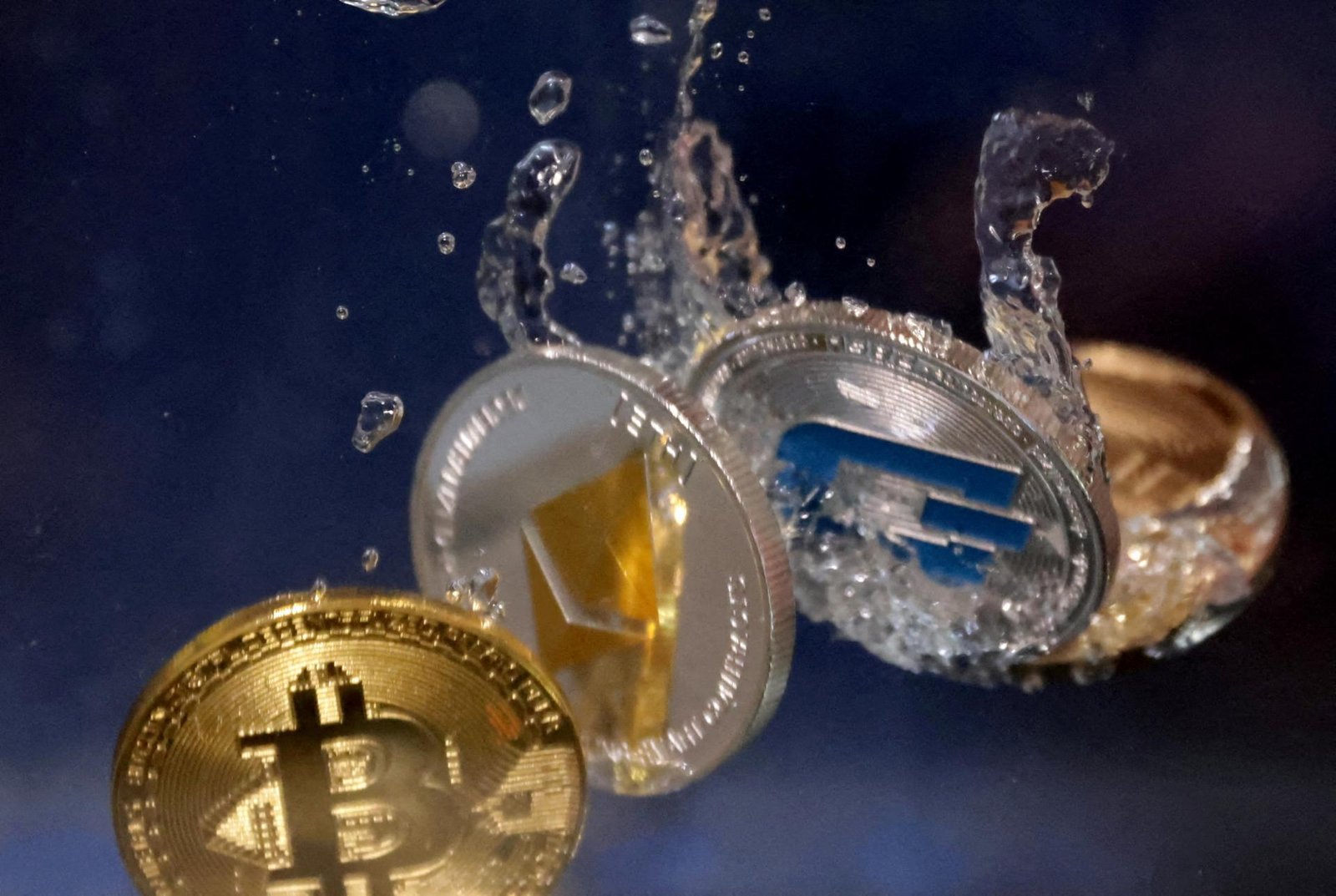 Poskytovanie služieb spojených s kryptoaktívami má byť lepšie regulované. Dohliadať na to bude NBS Poskytovanie služieb spojených s kryptoaktívami má byť lepšie regulované. Dohliadať na to bude NBS