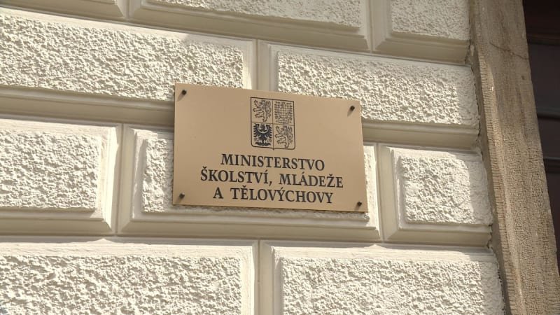 Místo učňáků mají být všeobecná lycea. Chceme nerozčílit ambiciózní rodiče, míní expert