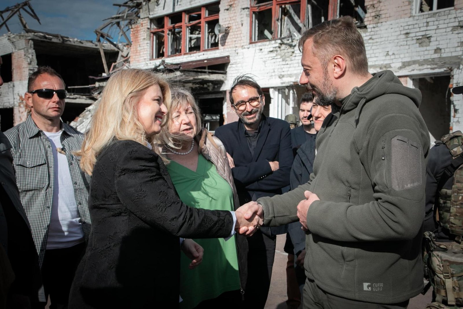 Obnova napreduje. Čaputová navštívila Černihivskú oblasť na Ukrajine, vyzdvihla pomoc Slovenska Obnova napreduje. Čaputová navštívila Černihivskú oblasť na Ukrajine, vyzdvihla pomoc Slovenska