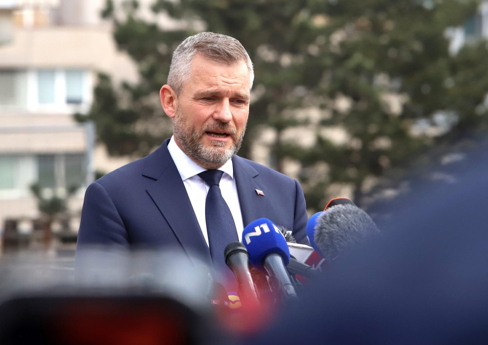 Trvalo to roky a nikto si to nevšímal. Atentát na Roberta Fica mnohých prebral a mnohých nie Trvalo to roky a nikto si to nevšímal. Atentát na Roberta Fica mnohých prebral a mnohých nie