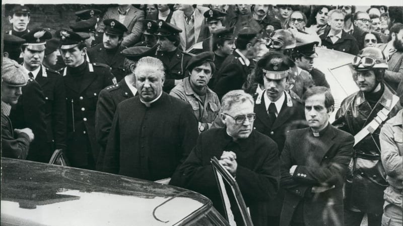 Francie, Itálie i Československo. Atentátníci útočili na evropské politiky noži i pistolemi Francie, Itálie i Československo. Atentátníci útočili na evropské politiky noži i pistolemi