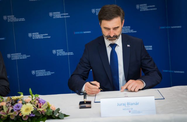 68573_minister-juraj-blanar-640x420.jpg Blanárovo ministerstvo vyslalo do zahraničia „lietajúceho konzula“, cieľom je získať pracovníkov z tretích krajín pre slovenský trh práce