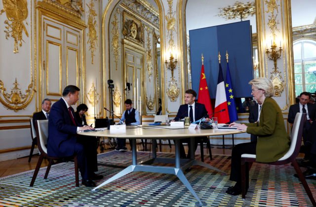 69439_france_china_42279-640x420.jpg Von der Leyenová naliehala na čínskeho prezidenta, aby využil vplyv Pekingu na zastavenie vojny na Ukrajine (foto)
