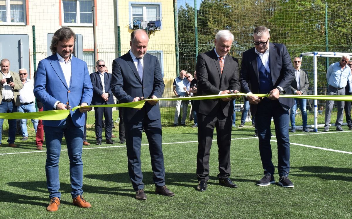 VIDEO Senzácia z Lipian opäť na scéne. Pritiahla slovenskú elitu, slová šéfa SFZ ju musia hriať VIDEO Senzácia z Lipian opäť na scéne. Pritiahla slovenskú elitu, slová šéfa SFZ ju musia hriať
