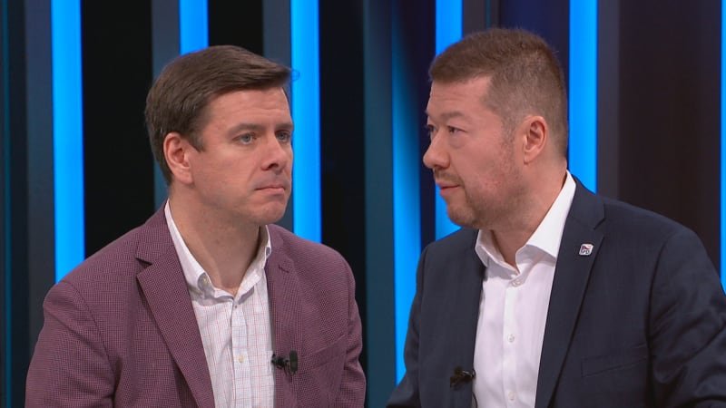 Drsná hádka v Partii: Omluvte se za slova o pogromech, sepsul Skopeček naštvaného Okamuru Drsná hádka v Partii: Omluvte se za slova o pogromech, sepsul Skopeček naštvaného Okamuru